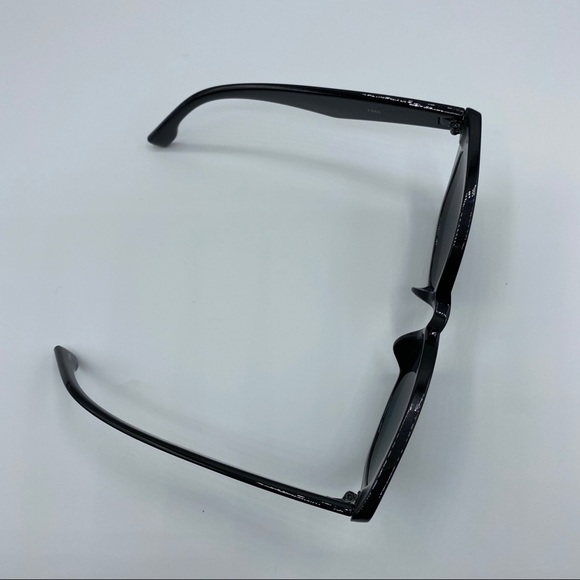 Luxe Black Cat Eye Sunglasses - Picture 2 of 7